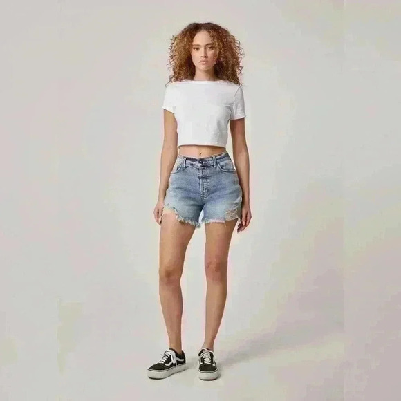 NWT Edyson Delon High Rise Denim Short ~Medium Camden ~ sz 27 & 30 - Picture 2 of 8